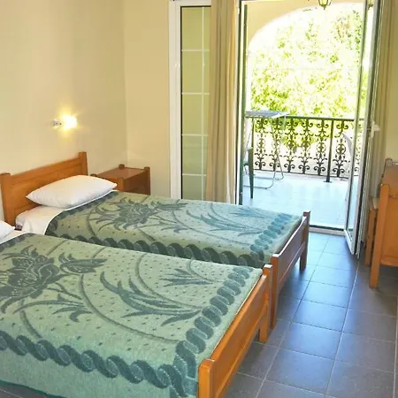 Apartment Yannis On Agios Gordios In Corfu *