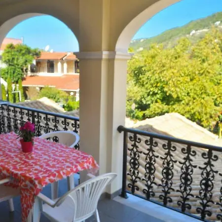 דירה Yannis On Agios Gordios In Corfu